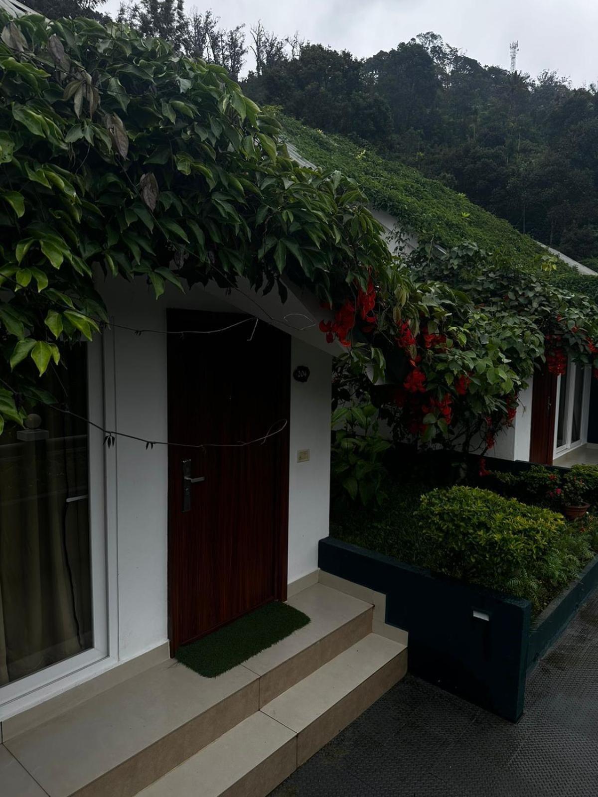 Munnar Tea Hills Resort - Mthr Exterior photo